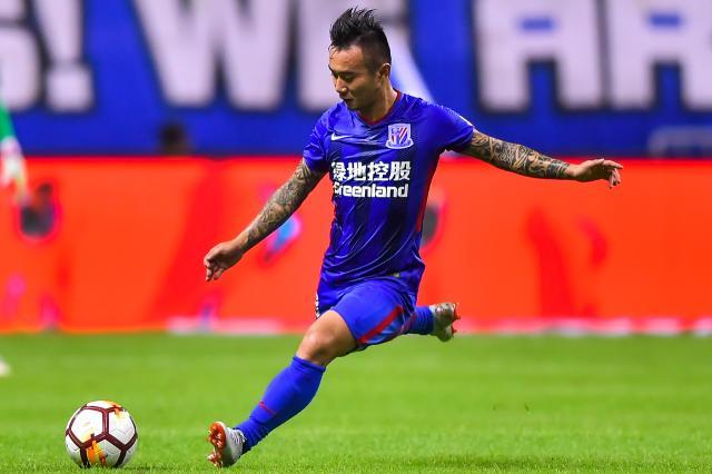 英超直播-【热身】于汉超莫雷诺破门柏佳骏伤退 申花2比1河南